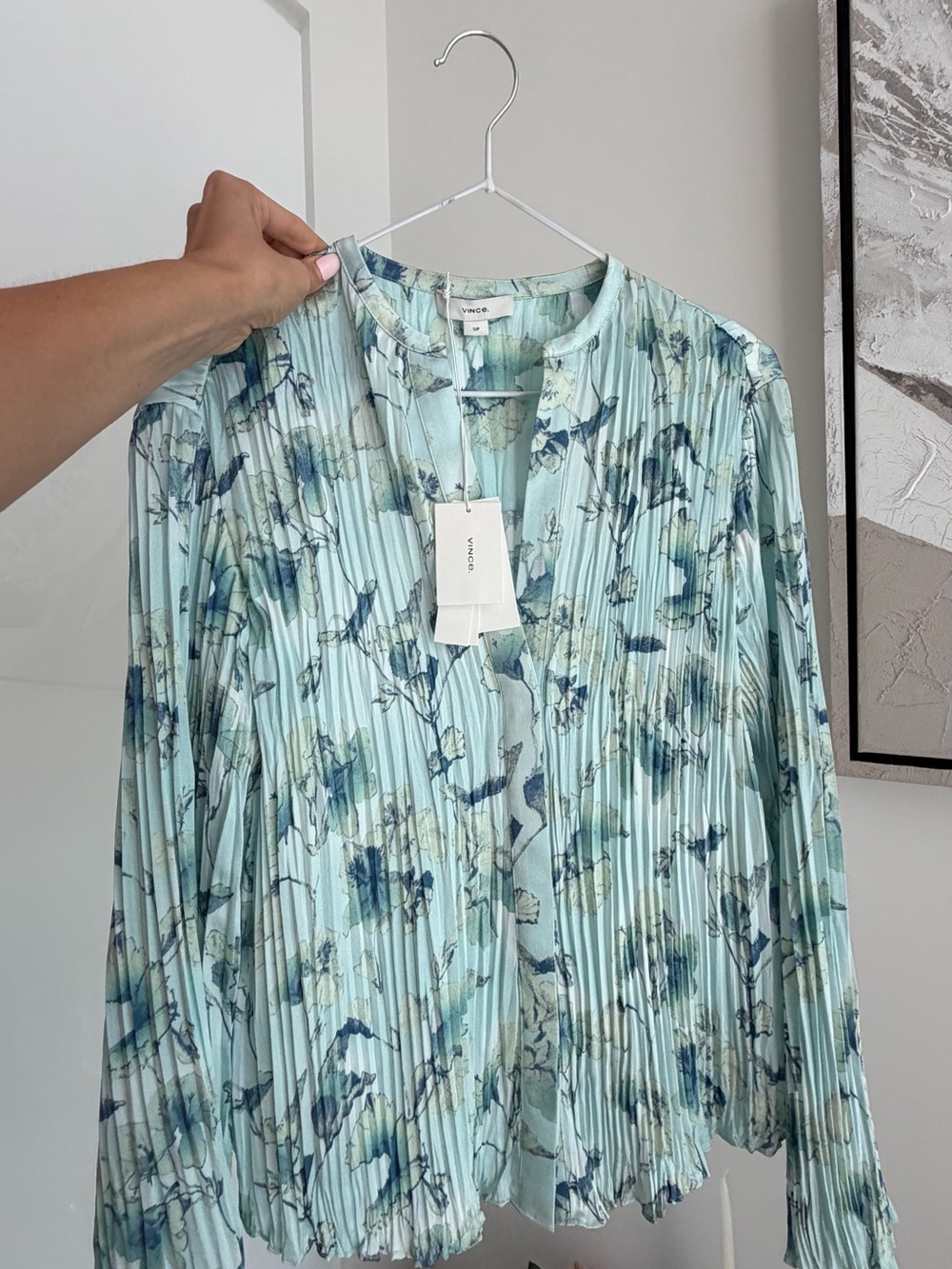 Vince  Floral Pleated  Blouse